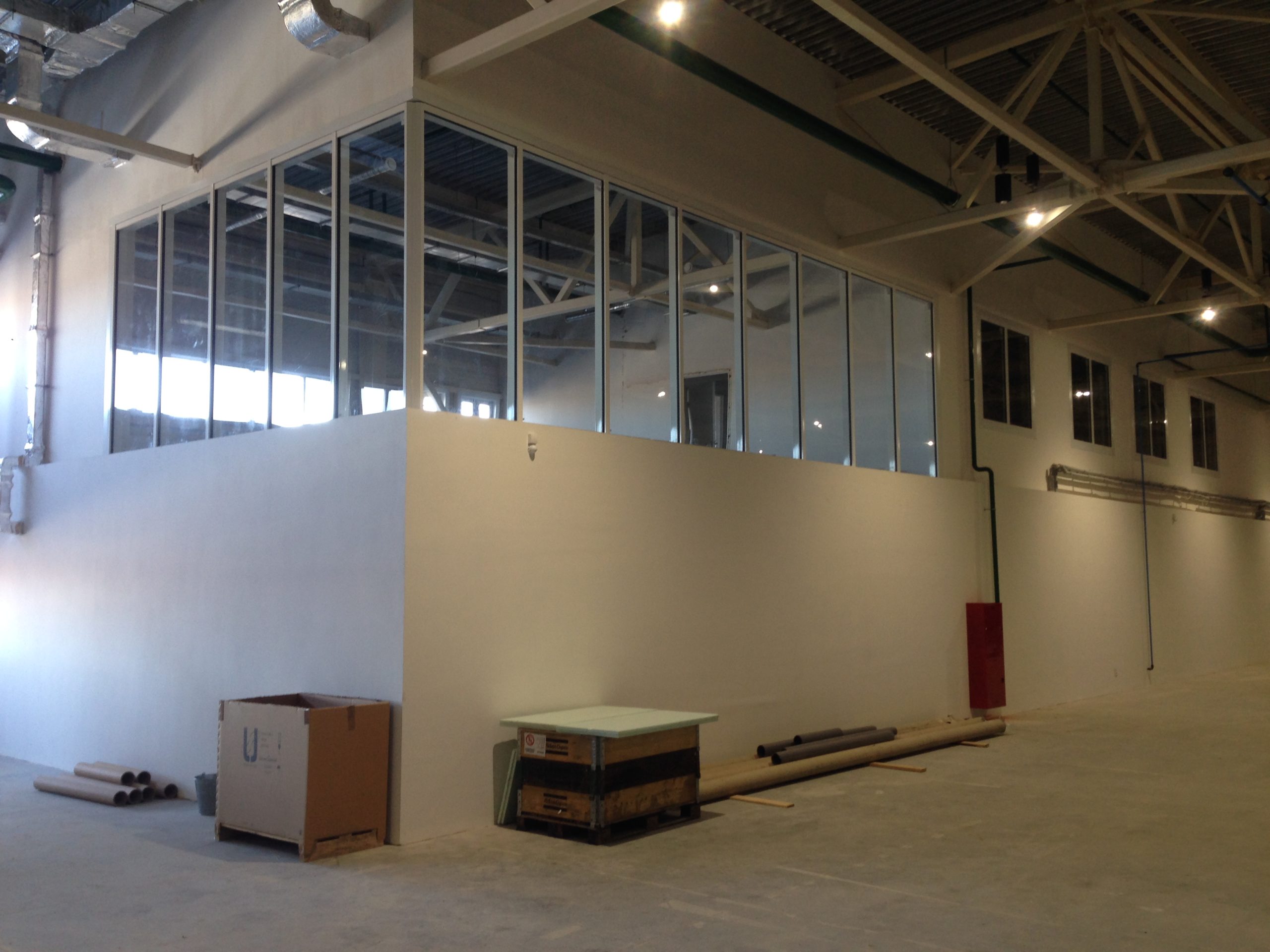 Изготовление противопожарной Перегородки EIW60, и противопожарных окно Е60 для Нео-Ком (2)